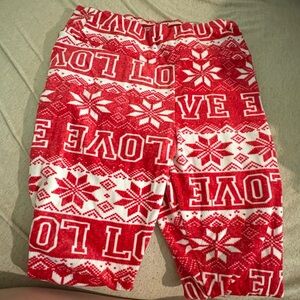 No Boundaries Red and White Snowflake Leggings